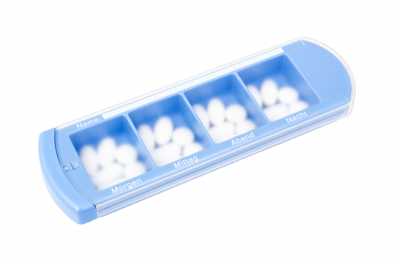 Medinizer-DE-No3U-Single-Perspective-pill-dispenser-Kibodan-danish-design-B-X1
